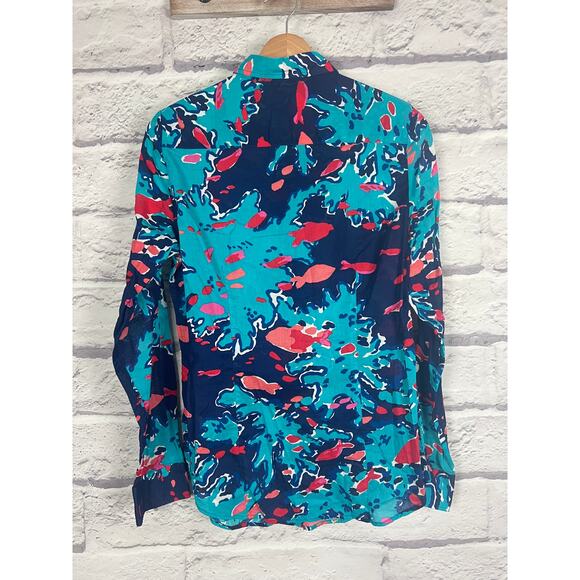 LILLY PULITZER Women's 8 Reef Me Up Joycee Button Resort Tropical Fish Art Shirt - Picture 4 of 10